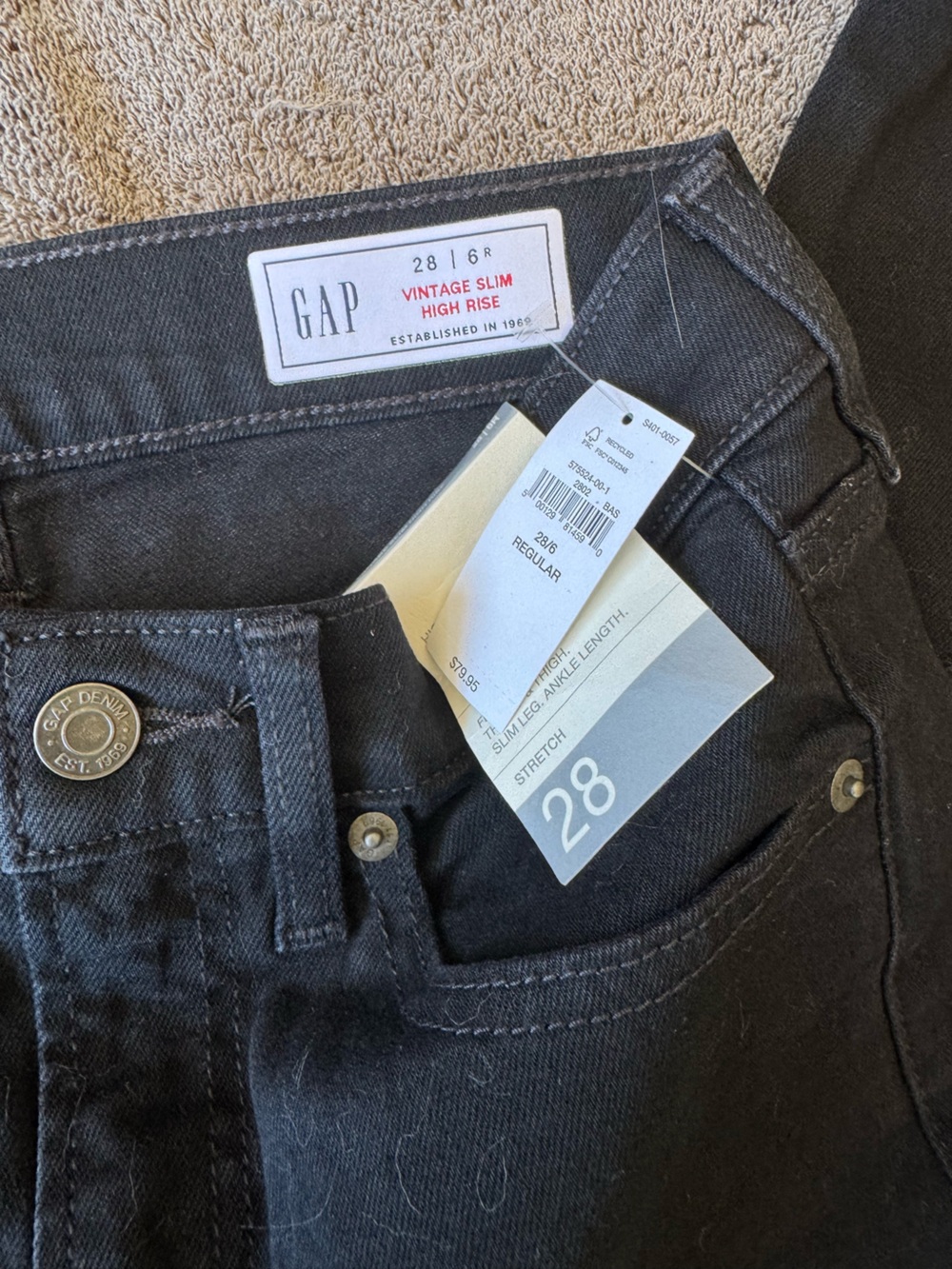 GAP Vintage Slim High Rise Stretch black straight leg pants-size 6R-NWT